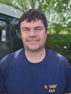 R Hunt 4x4 Salisbury Wiltshire garage